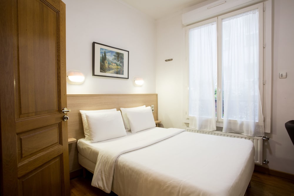 Hôtel Darcet Paris - last minute hotel in Paris