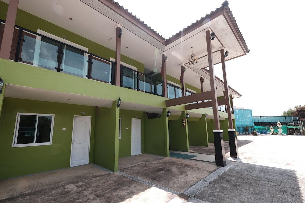 Srikanlaya Resort — hotel in Khlong Thom