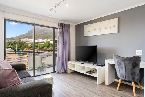 Castle Rock Table Mountain View — 4-Star Luxury Hotel in Cape Town, South Africa
