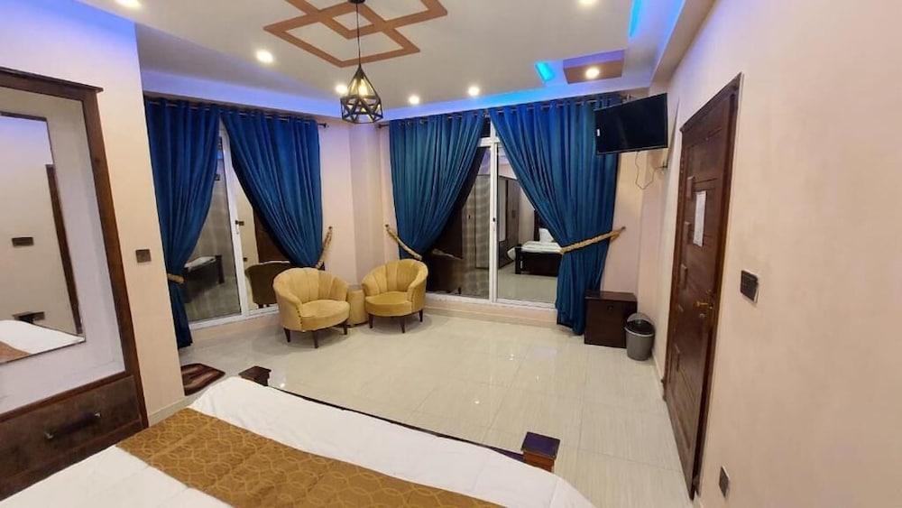 City Seasons Hotel in Murree, Pakistan