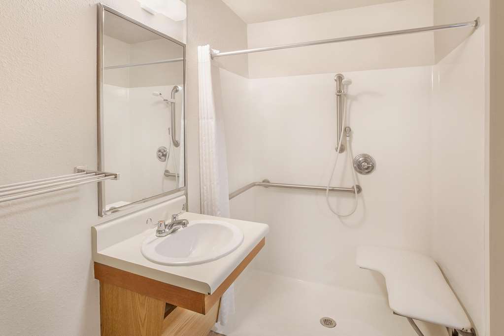 WoodSpring Suites Jacksonville Beach Blvd - photo 9