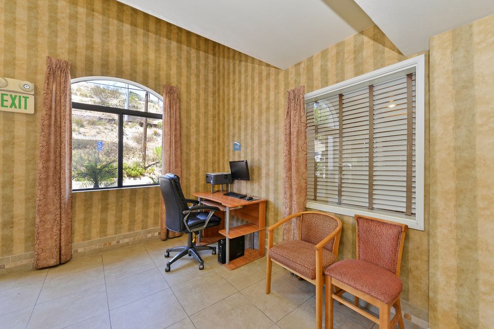 Rodeway Inn & Suites El Cajon San Diego East - photo 54