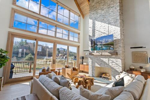 Sweetgrass Getaway in Blowing Rock, United States