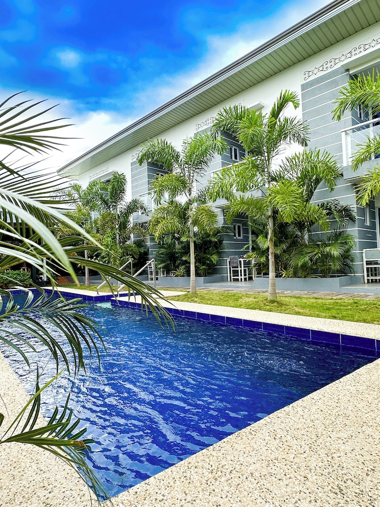 Sapphire Boutique Resort in Dauis, Philippines