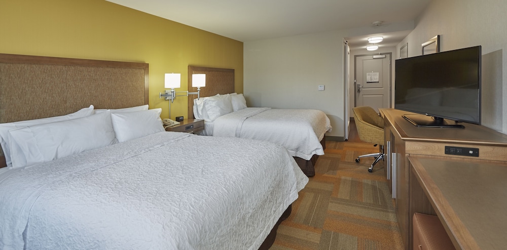 Hampton Inn & Suites Hood River - photo 8