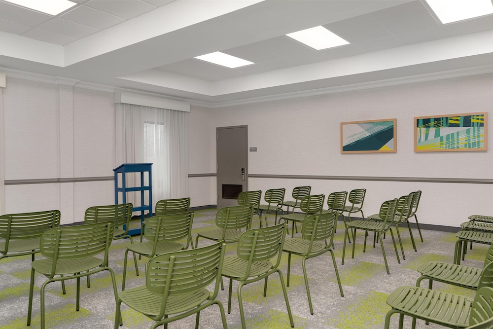 Spark by Hilton Rahway - photo 62