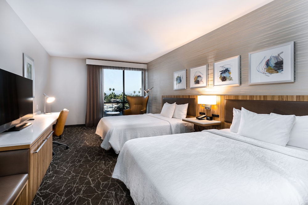 Hilton Garden Inn Anaheim Resort - photo 13