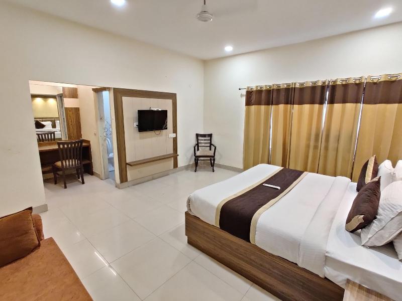 Hotel Raj Darbar
