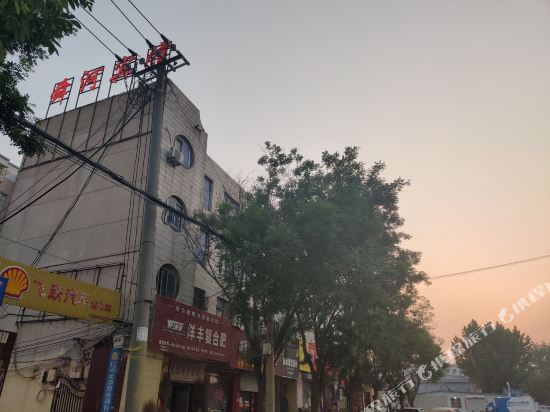 Yingchishun River Hotel in Mianchi Chengguanzhen, People's Republic of China