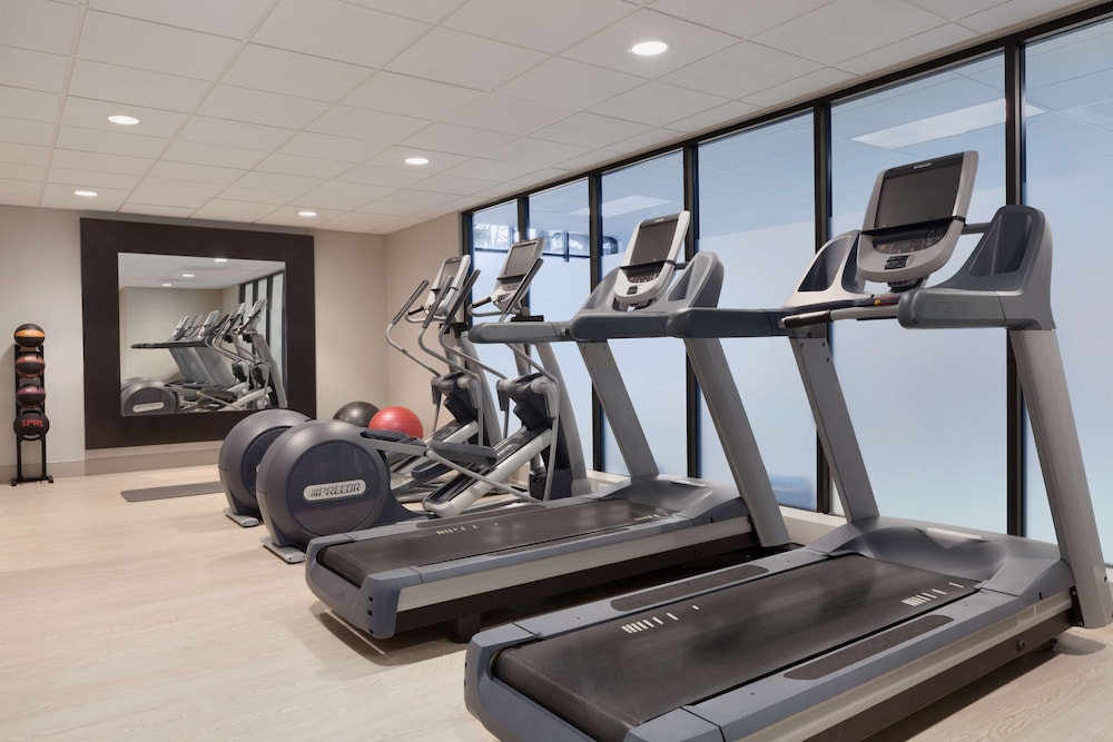 Embassy Suites by Hilton San Luis Obispo - photo 31