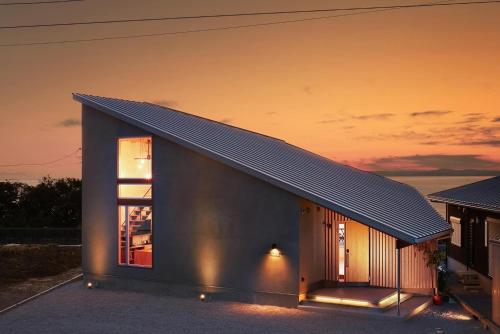 Private Villa with Pool and Sunset in Kochi — 4-Star Luxury Hotel in Aki, Japan