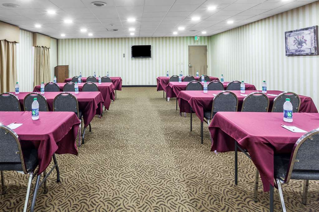 Ramada by Wyndham Lebanon - photo 10
