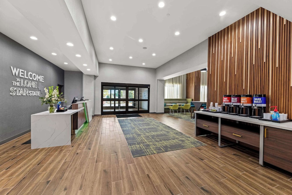 Hampton Inn & Suites by Hilton Sherman - photo 2