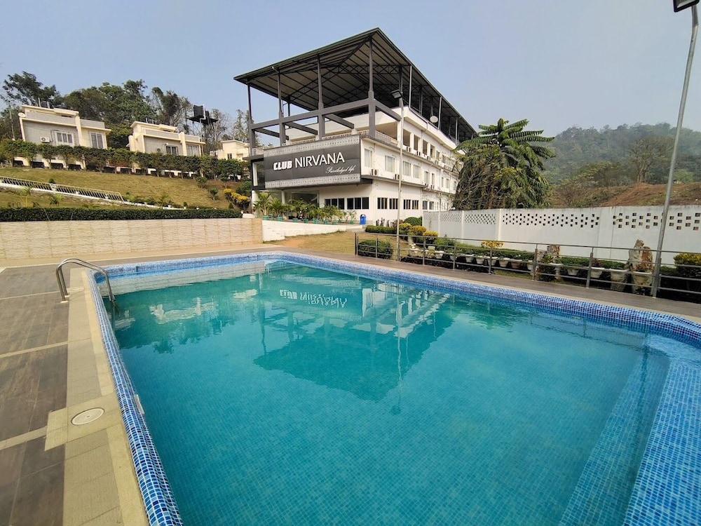Club Nirvana Boutique Resort Pure Veg — hotel in Sonepur