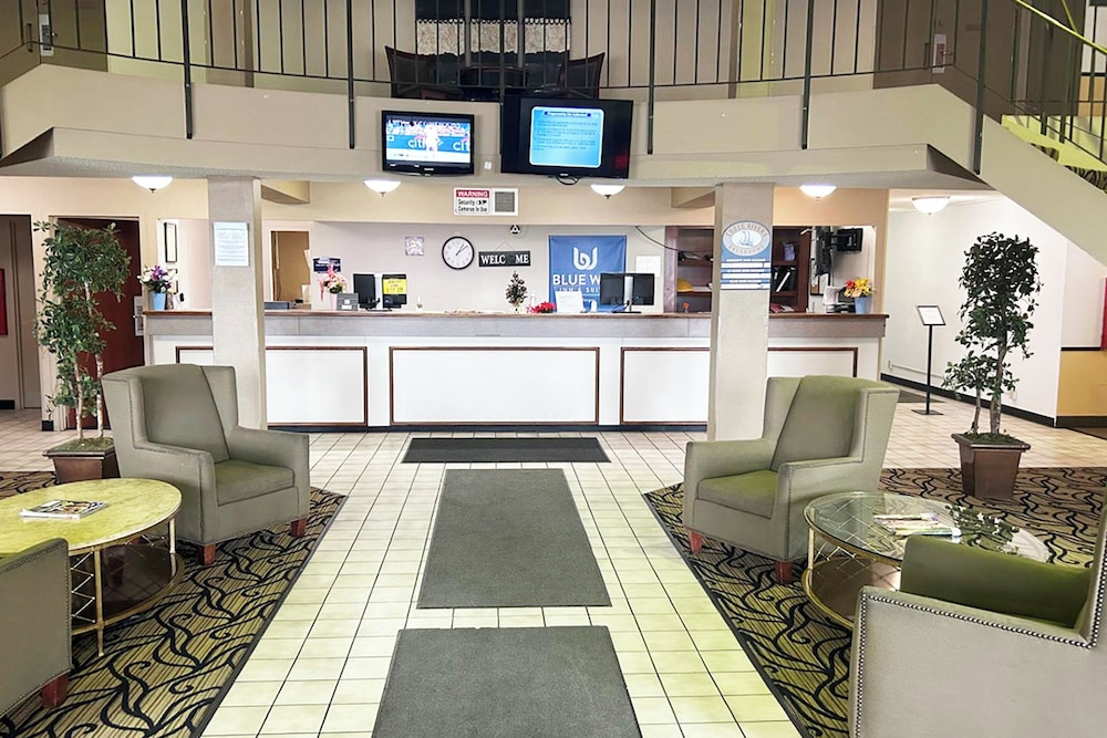 Blue Way Inn & Suites La Crosse in La Crosse, United States