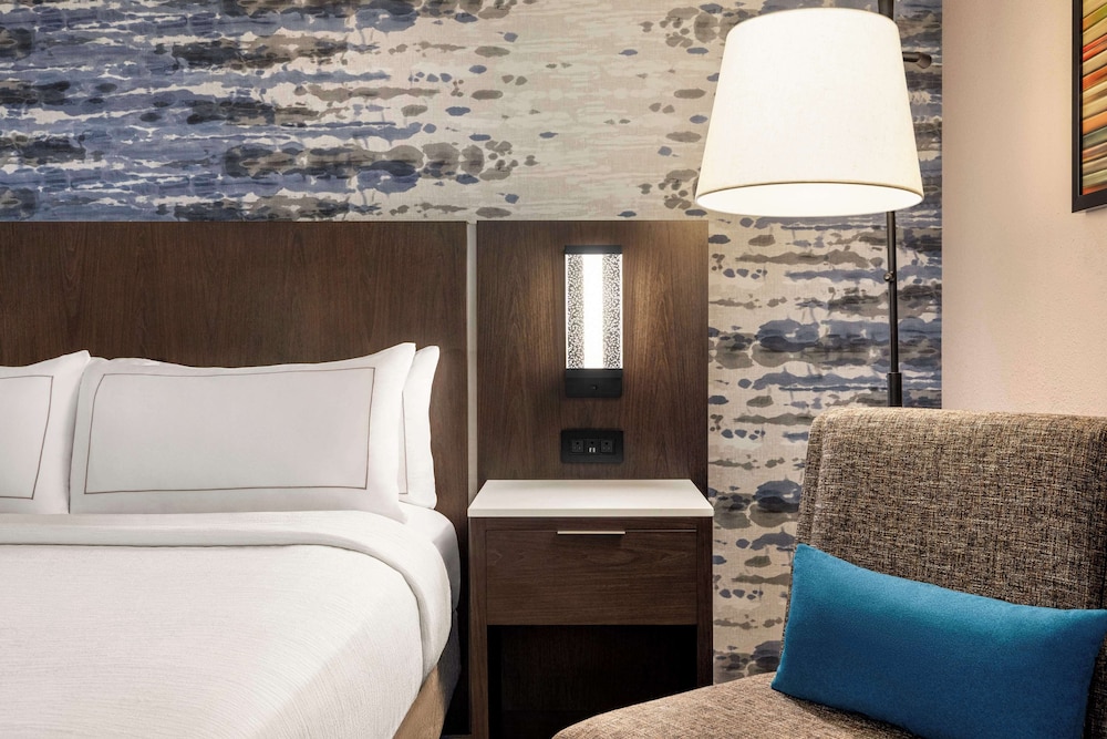 Embassy Suites by Hilton Kansas City Overland Park - photo 24