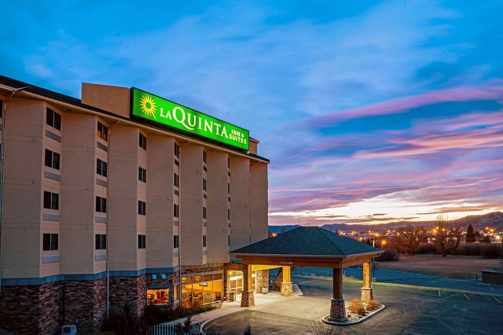 La Quinta Inn & Suites by Wyndham Butte - photo 7