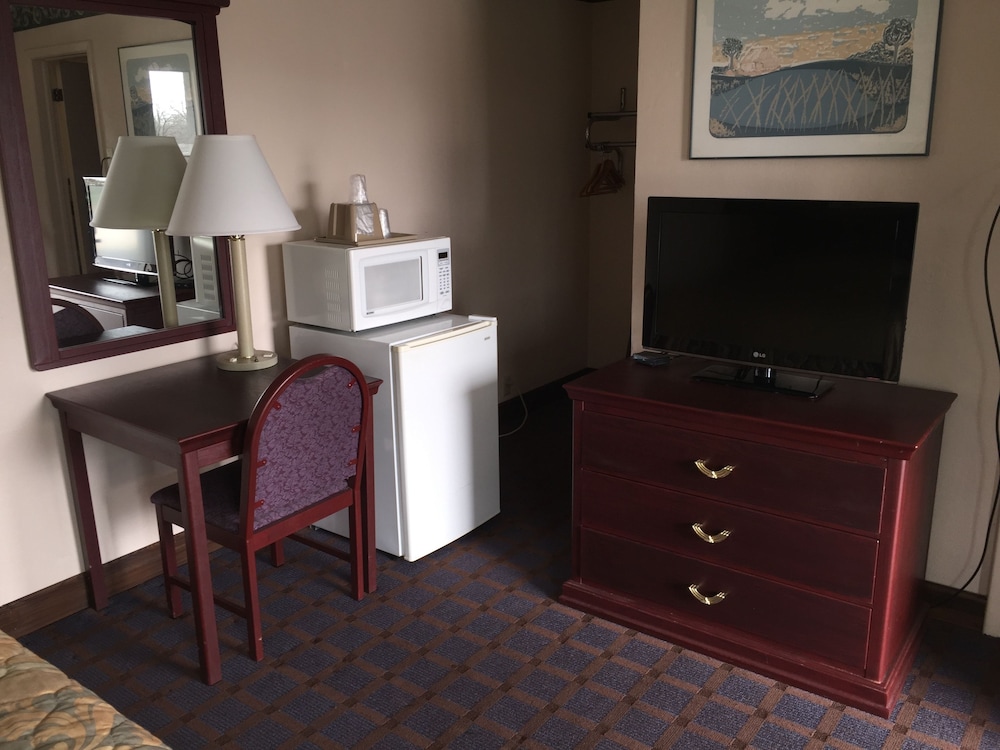 Eldon Inn - photo 12