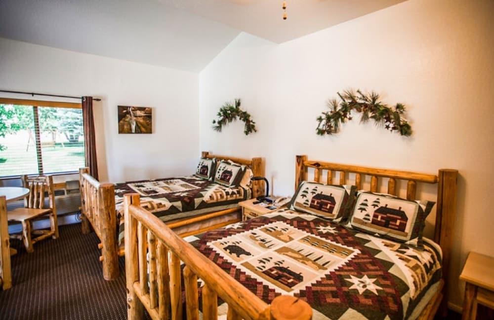 Bryce Country Cabins - photo 8