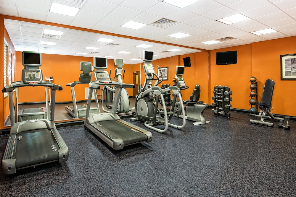 Holiday Inn Express & Suites Cotulla by IHG - photo 26