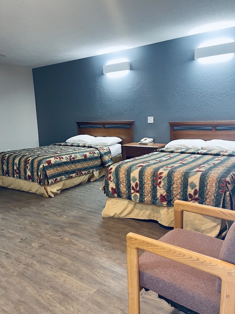 Century 21 Motel - photo 21