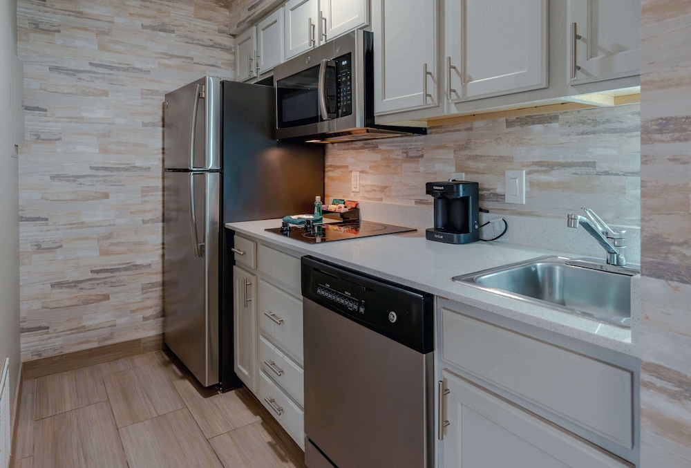 Homewood Suites by Hilton Ft. Worth Bedford - photo 11