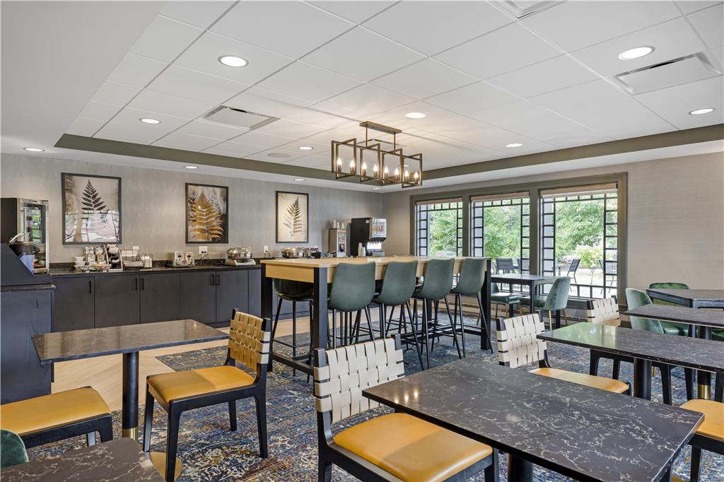 Best Western Potsdam University Park Inn - photo 4