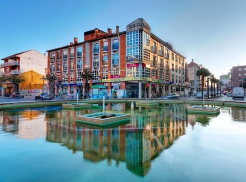 Hotel Madrid Torrejón Plaza — hotel in Torrejon De Ardoz