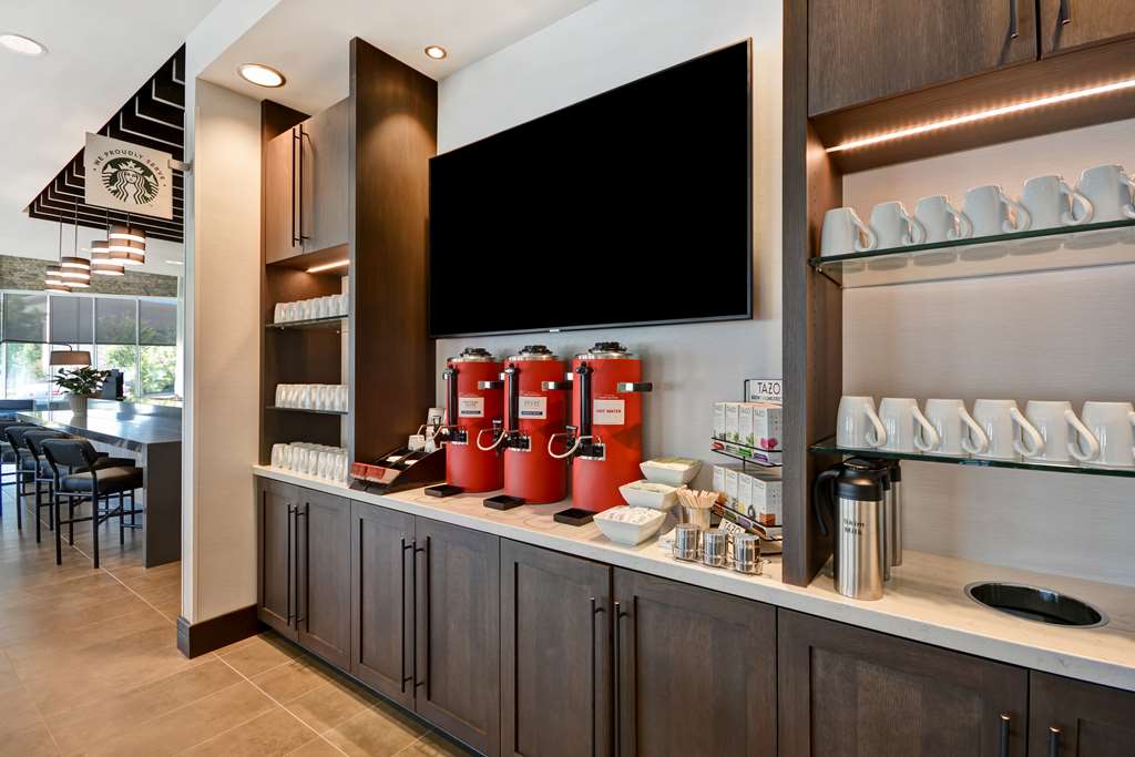 Hyatt Place Fresno - photo 14