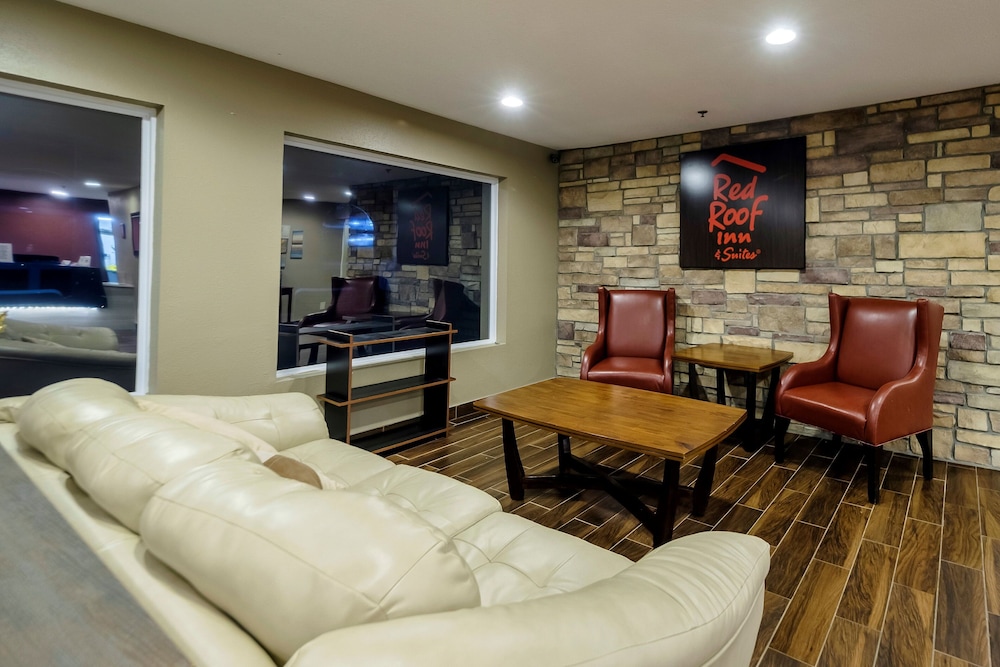 Red Roof Inn Osage Beach Lake of the Ozarks - photo 2