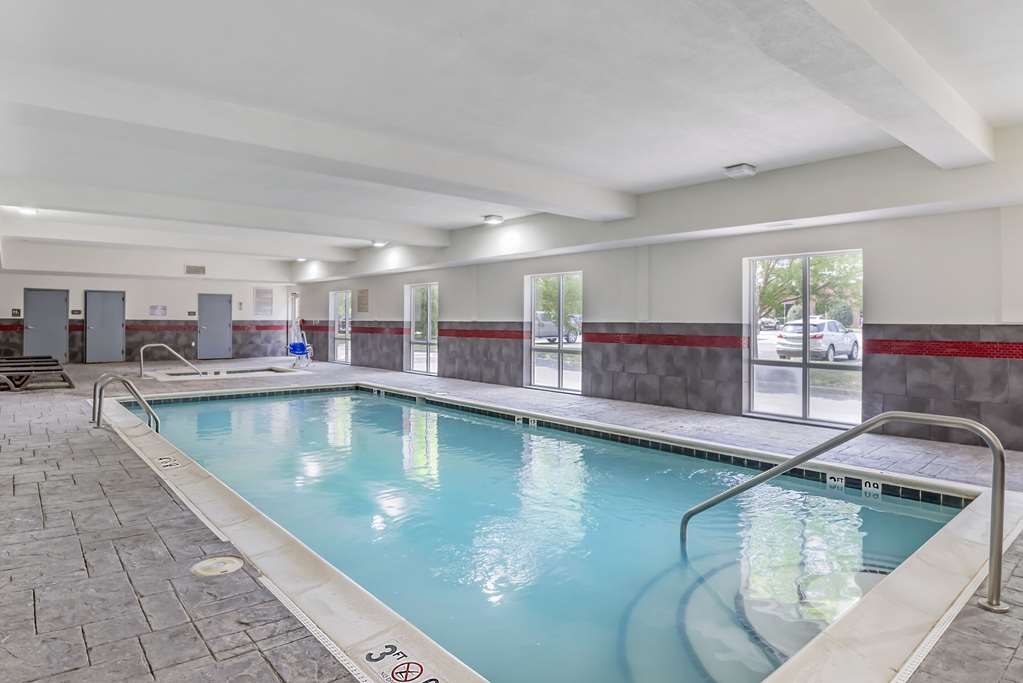 Comfort Suites At Virginia Center Commons - photo 37