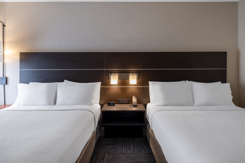 Holiday Inn Express Corydon by IHG - photo 20