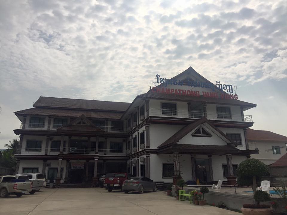Champathong Vangvieng Hotel