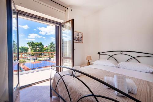 Domus Apulia Due Passi Dal Mare Free Parking — 4-Star Luxury Hotel in Monopoli, Italy