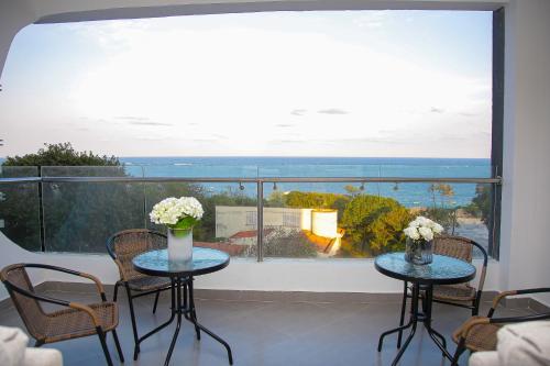 Deluxe Ocean View Getaway — 4-Star Luxury Hotel in Mombasa, Kenya
