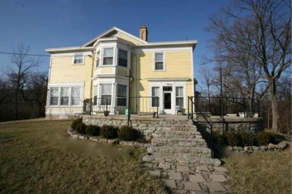 Six Acres Bed & Breakfast - photo 34