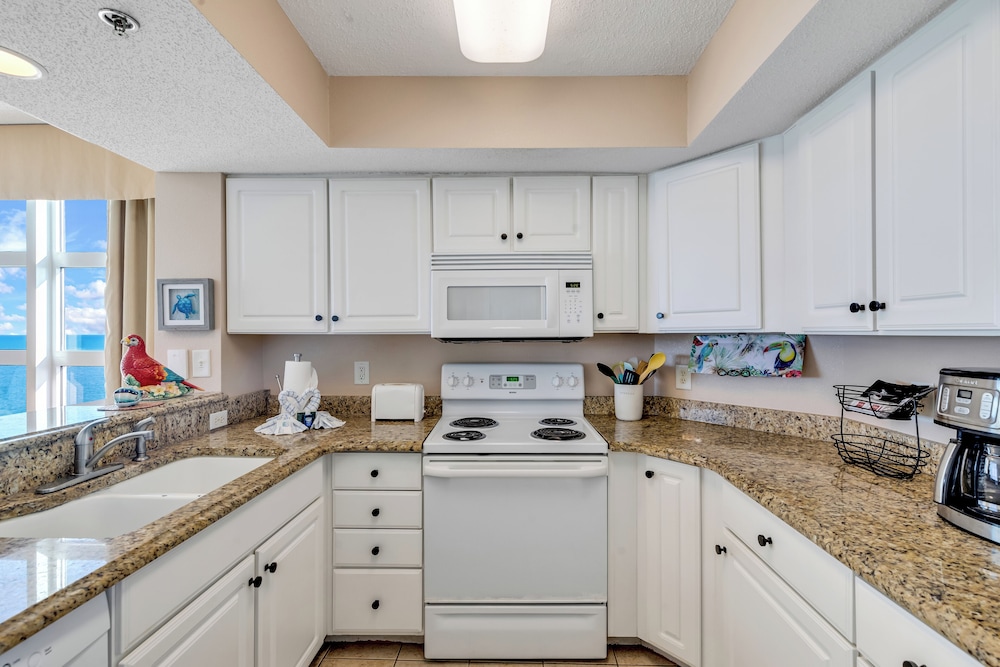 Carolinian Resort Stunning Condos - photo 59