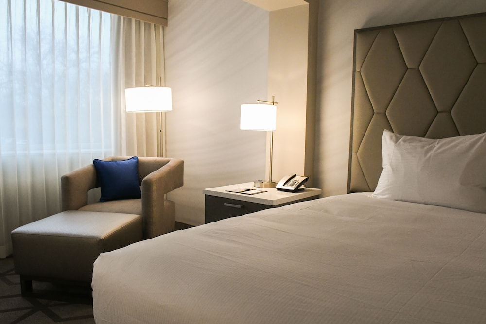 The Kingsley Bloomfield Hills a DoubleTree by Hilton - photo 11