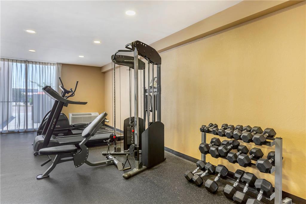 Quality Inn & Suites Spring Lake Fayetteville near Fort Bragg - photo 36