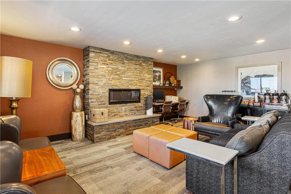 Best Western Hi desert Inn - photo 2