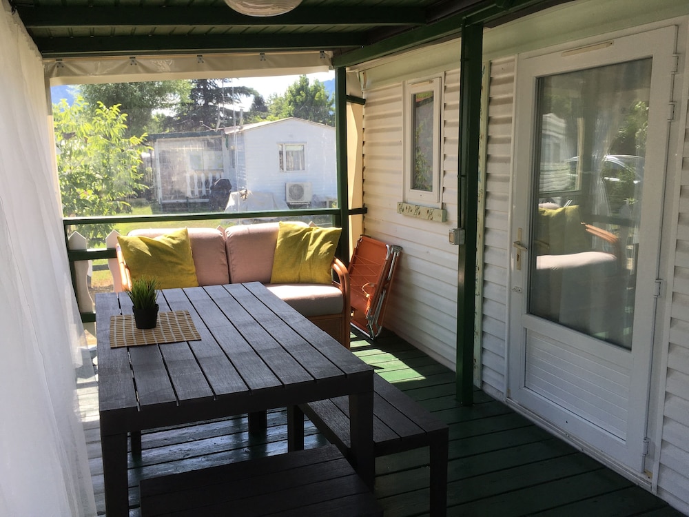 Mylooking Vacanze — hotel in Porlezza