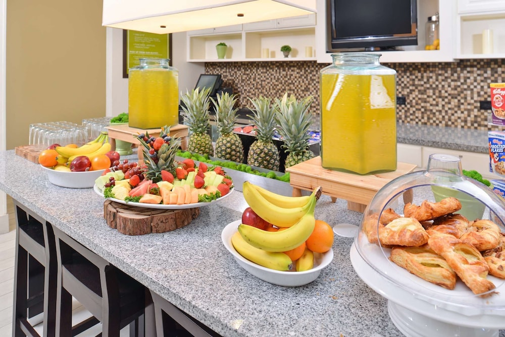Hilton Garden Inn Dallas Addison - photo 32