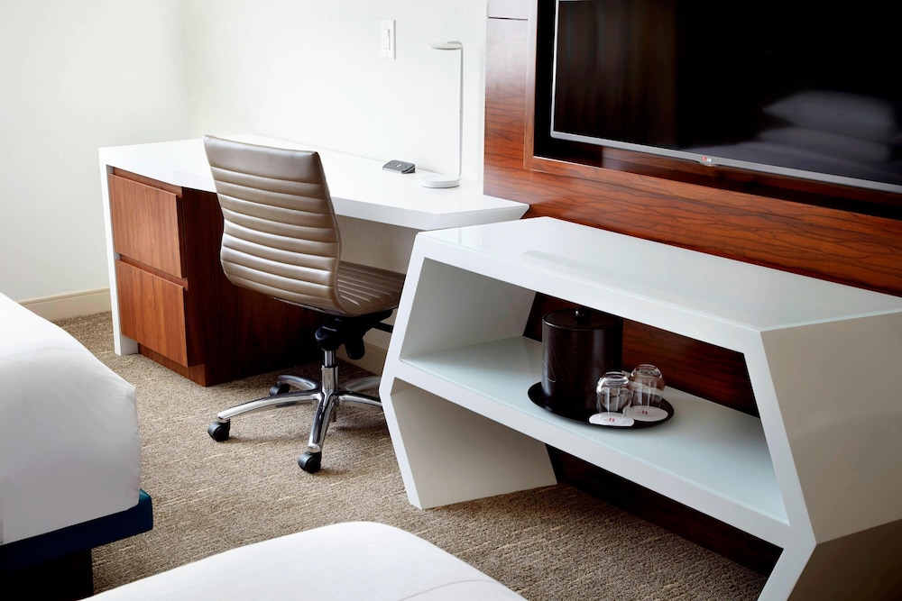 Raleigh Marriott Crabtree Valley - photo 9