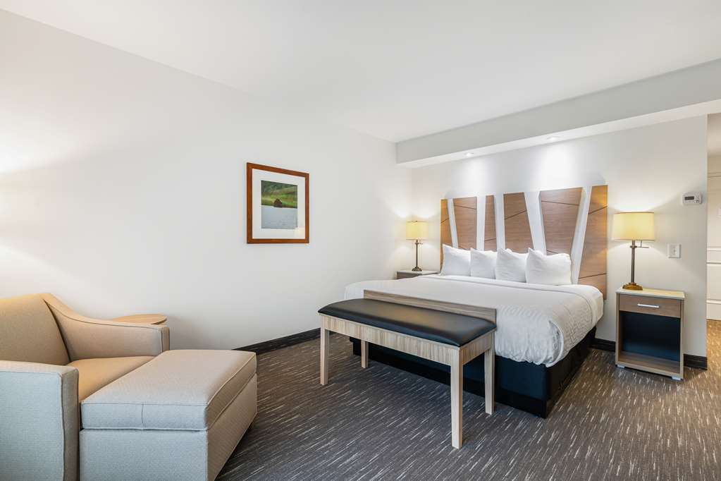 Best Western Plus Westgate Inn & Suites - photo 17