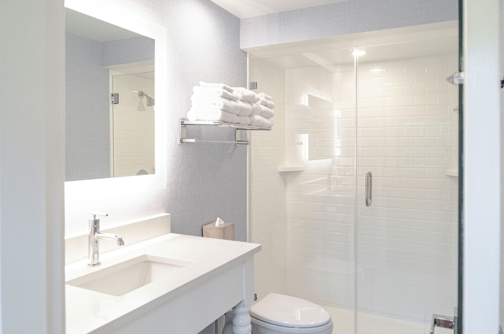 Nantucket Inn - photo 20