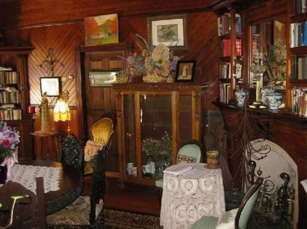 The Washington Irving Inn - photo 30