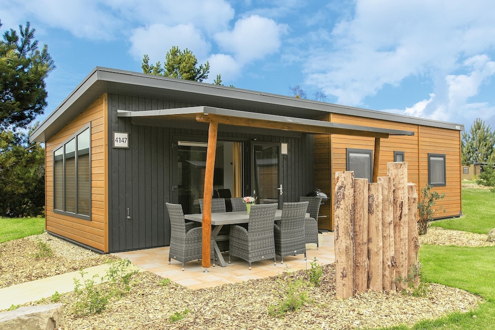 Mobile Home Im Tropical Islands Resort — Halbe