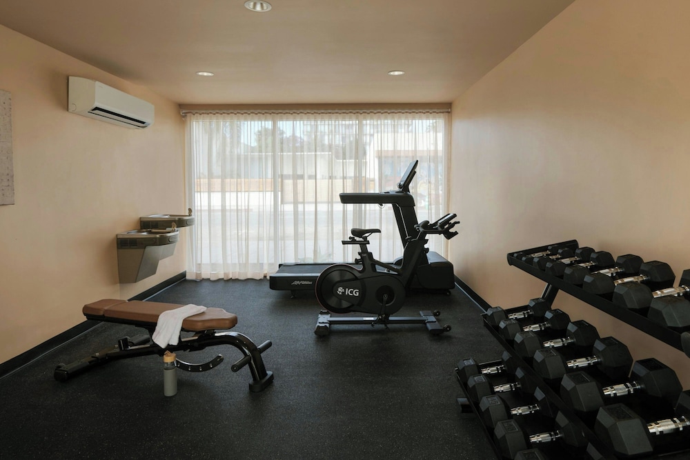 City Center Hotel by Kasa - photo 19