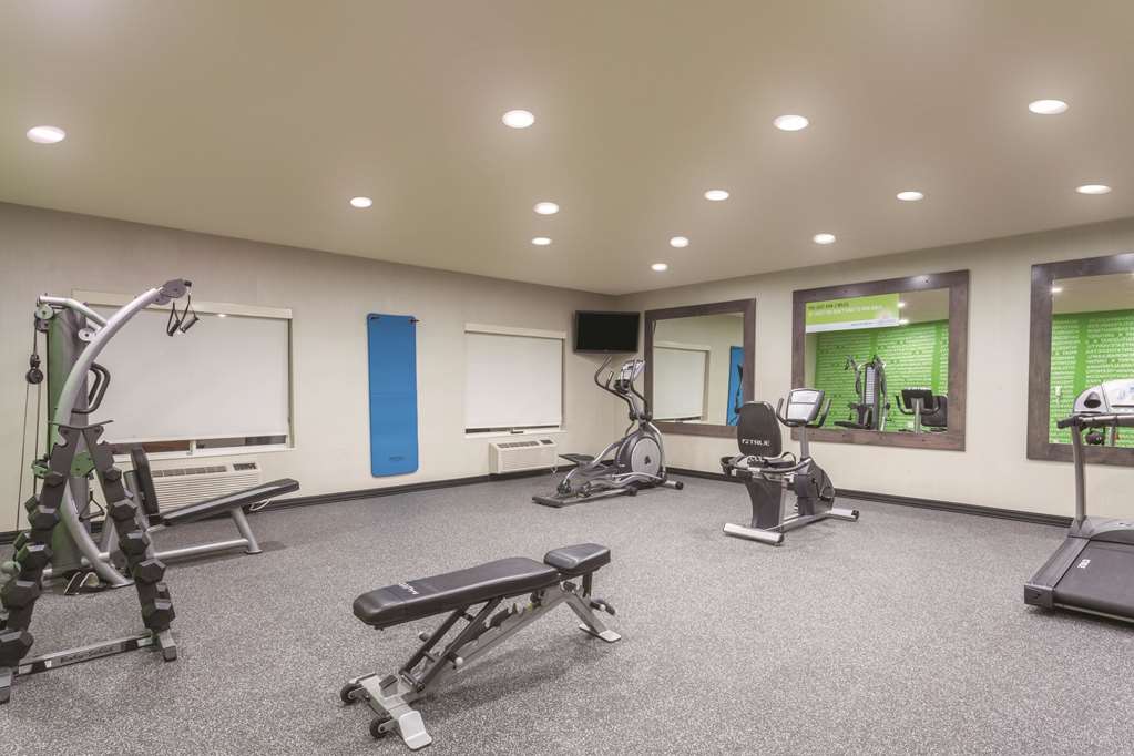 La Quinta Inn & Suites by Wyndham Hopkinsville - photo 10