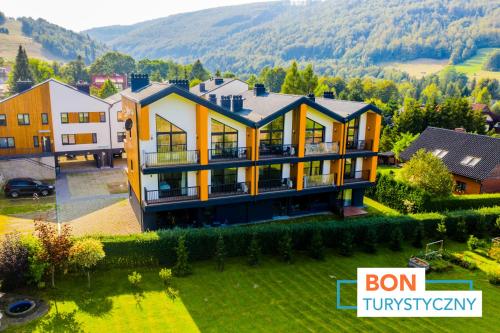 Szczyrk Ptasie Apartamenty NOWOŚĆ z widokiem na góry — 4-Star Luxury Hotel in Szczyrk, Poland